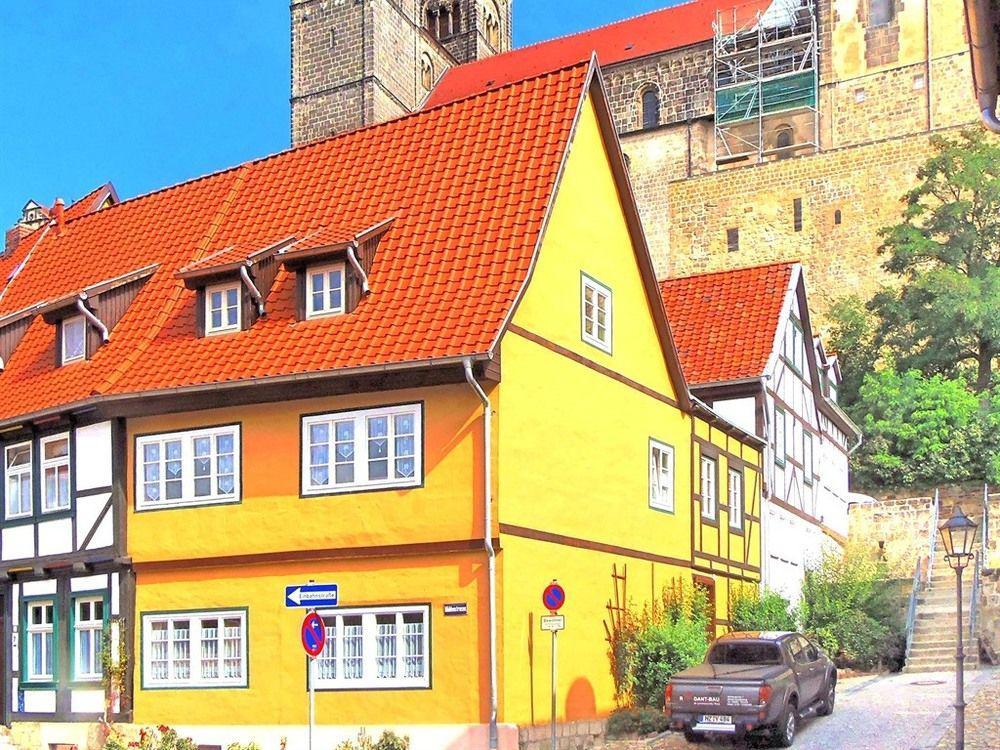 Apartments Unter Dem Schloss Quedlinburg Buitenkant foto